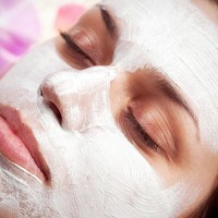 Маска для лица из сметаны: польза, противопоказания, лучшие рецепты