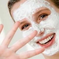 Маска для лица из творога: решение всех проблем с кожей