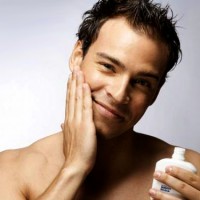 Уход за лицом для мужчин: несколько простых правил