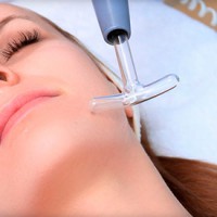 Местная дарсонвализация: влияние на кожу, выбор аппарата