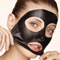 Маска из желатина и активированного угля – эффективное и недорогое средство от черных точек